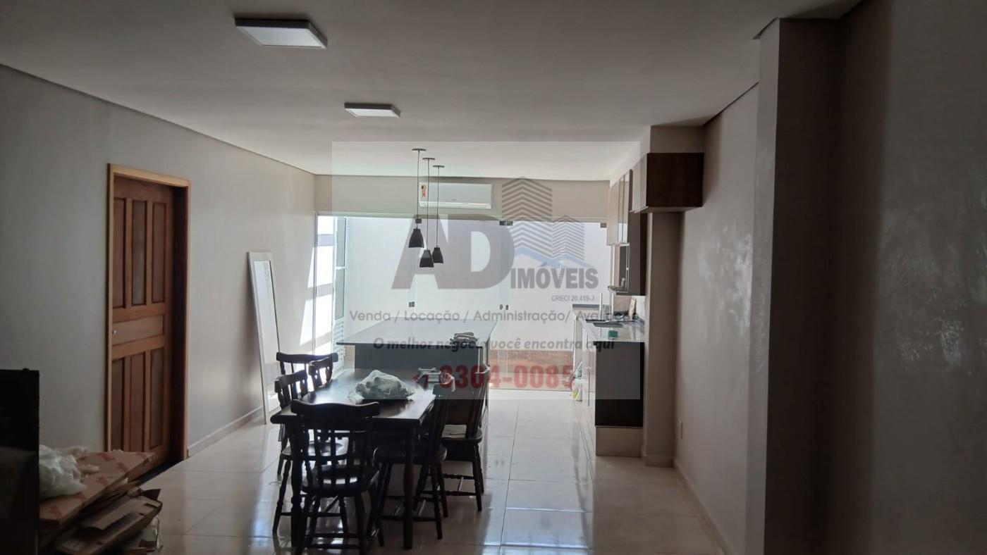 Casa em Condom�nio