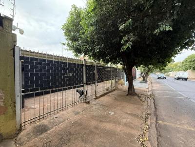 Casa para Venda, em S�o Jos� do Rio Preto, bairro Solo Sagrado I, 2 dormit�rios, 2 banheiros, 1 su�te, 2 vagas